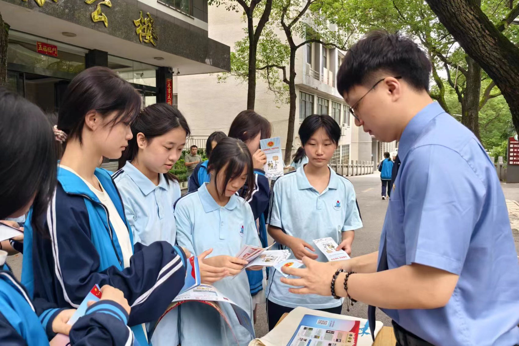过无毒暑假，赢美好人生