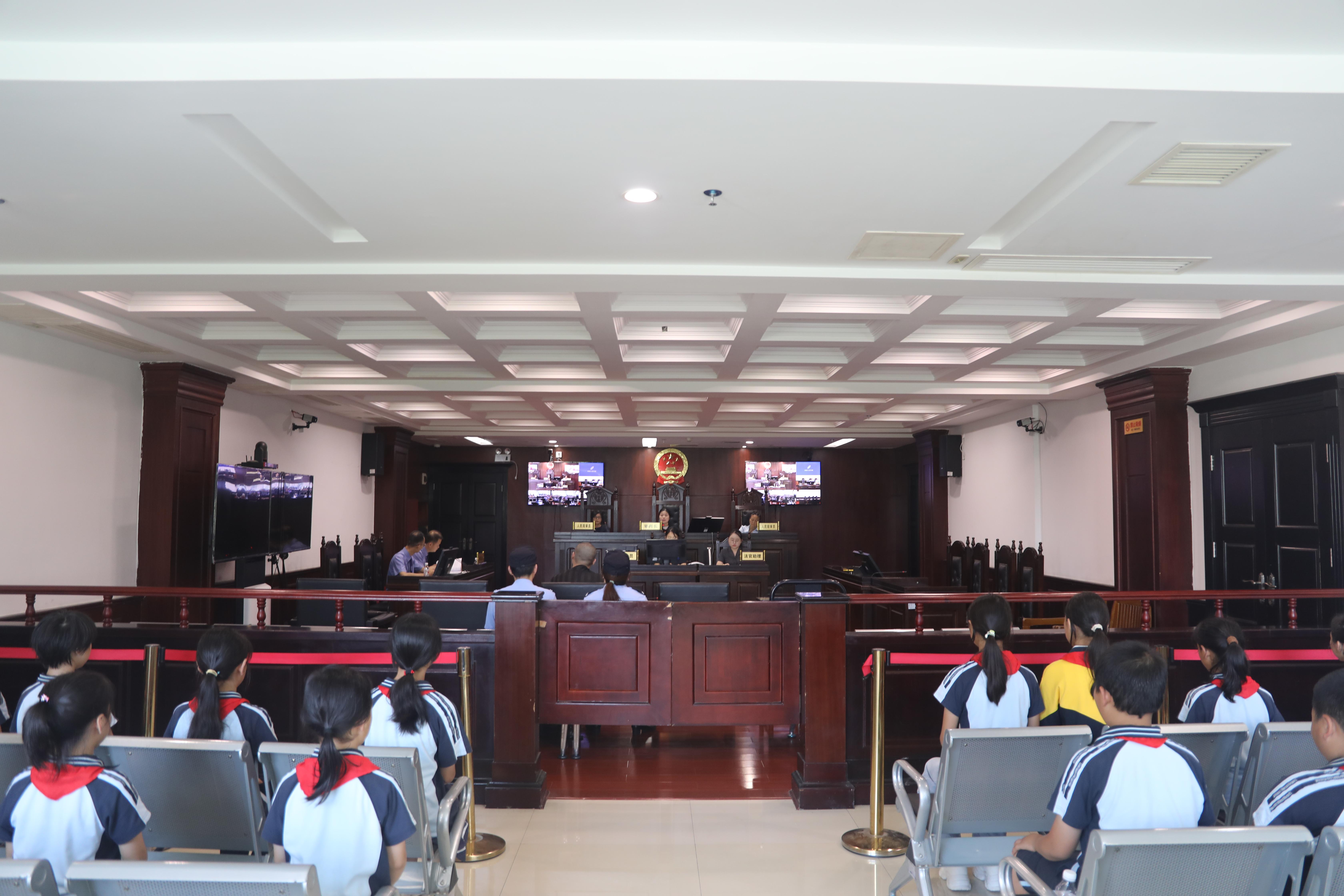雁峰区检法联动庭审变“课堂”，护航青春路